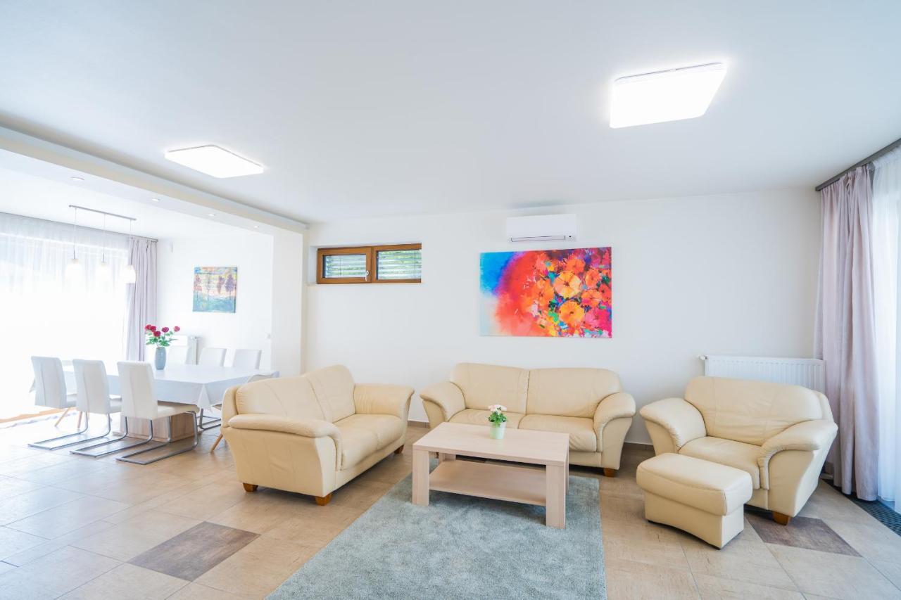 Silver Lodge Siofok Bagian luar foto