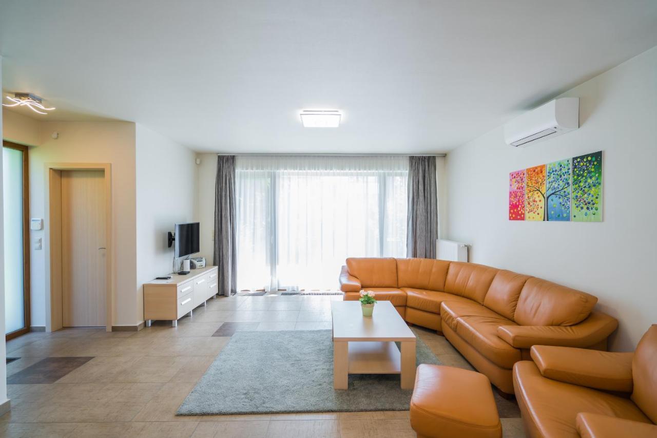 Silver Lodge Siofok Bagian luar foto